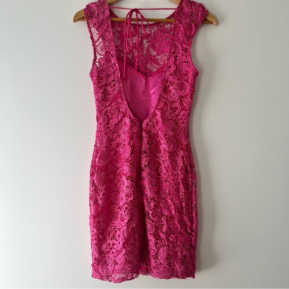 BNWT Lipsy London Pink Backless Lace Mini Dress Size 8 - Picture 3 of 6